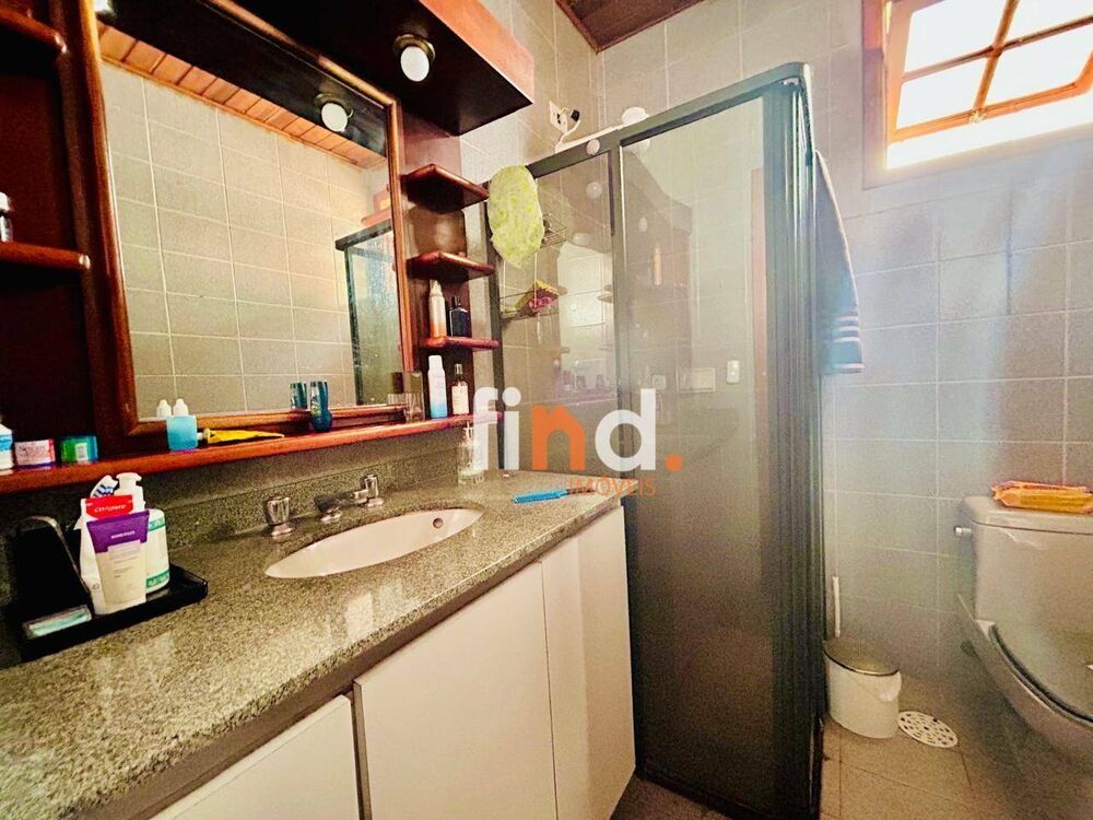 Casa de Condomínio à venda com 4 quartos, 448m² - Foto 4