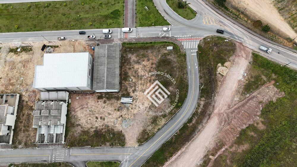 Loteamento e Condomínio, 700 m² - Foto 2