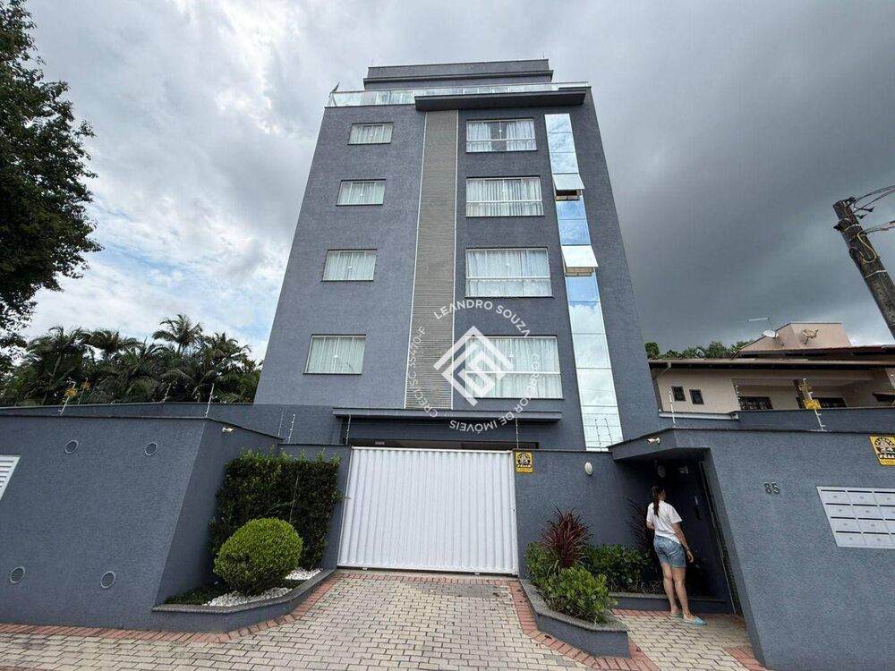 Apartamento à venda com 2 quartos - Foto 1