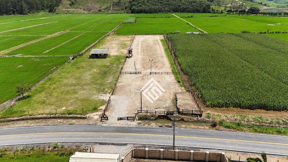 Sítio à venda com 3 quartos, 620m² - Foto 3
