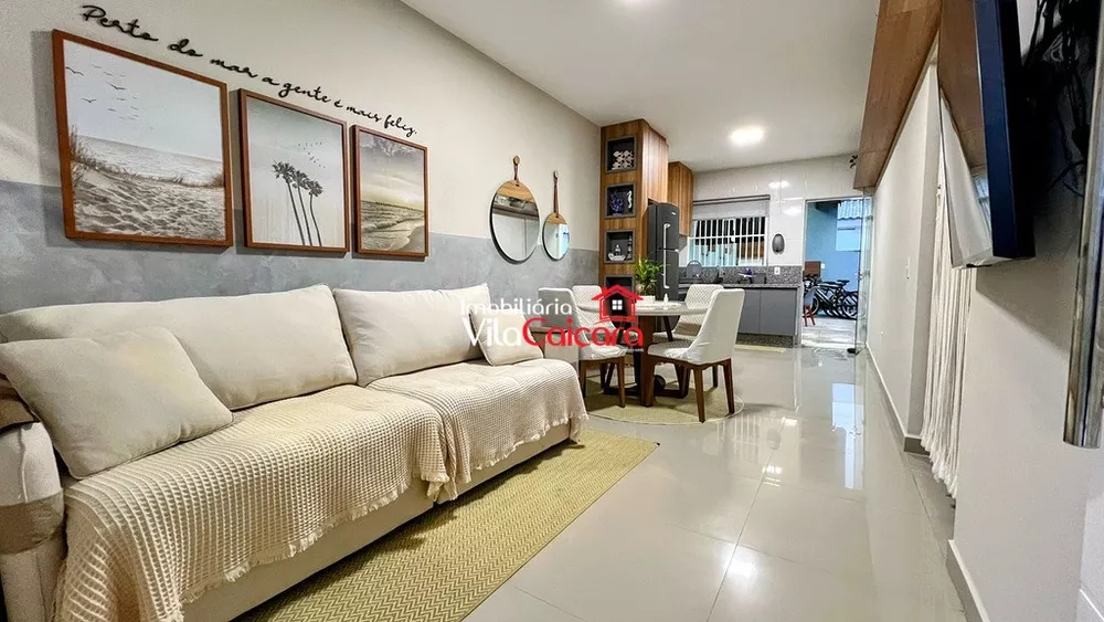 Casa à venda com 2 quartos, 70m² - Foto 4