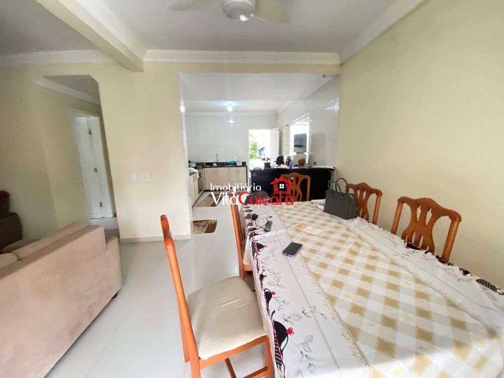 Sobrado à venda com 4 quartos, 200m² - Foto 4