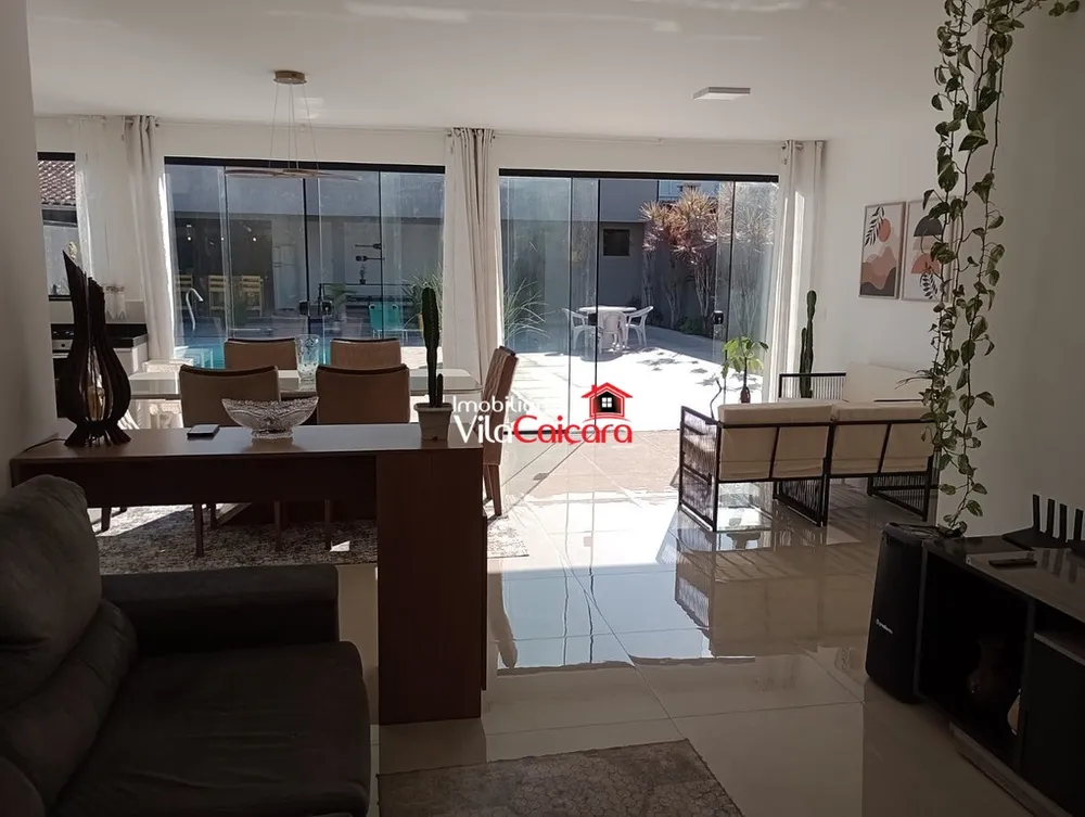 Casa, 5 quartos, 237 m² - Foto 3