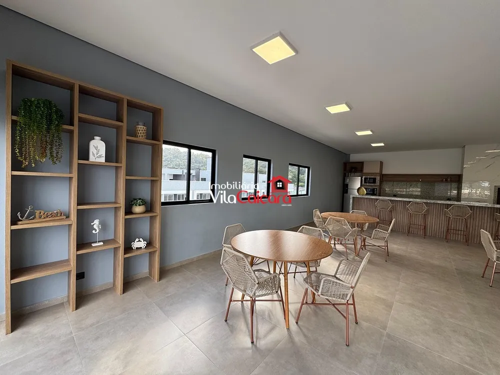 Casa, 5 quartos, 237 m² - Foto 7