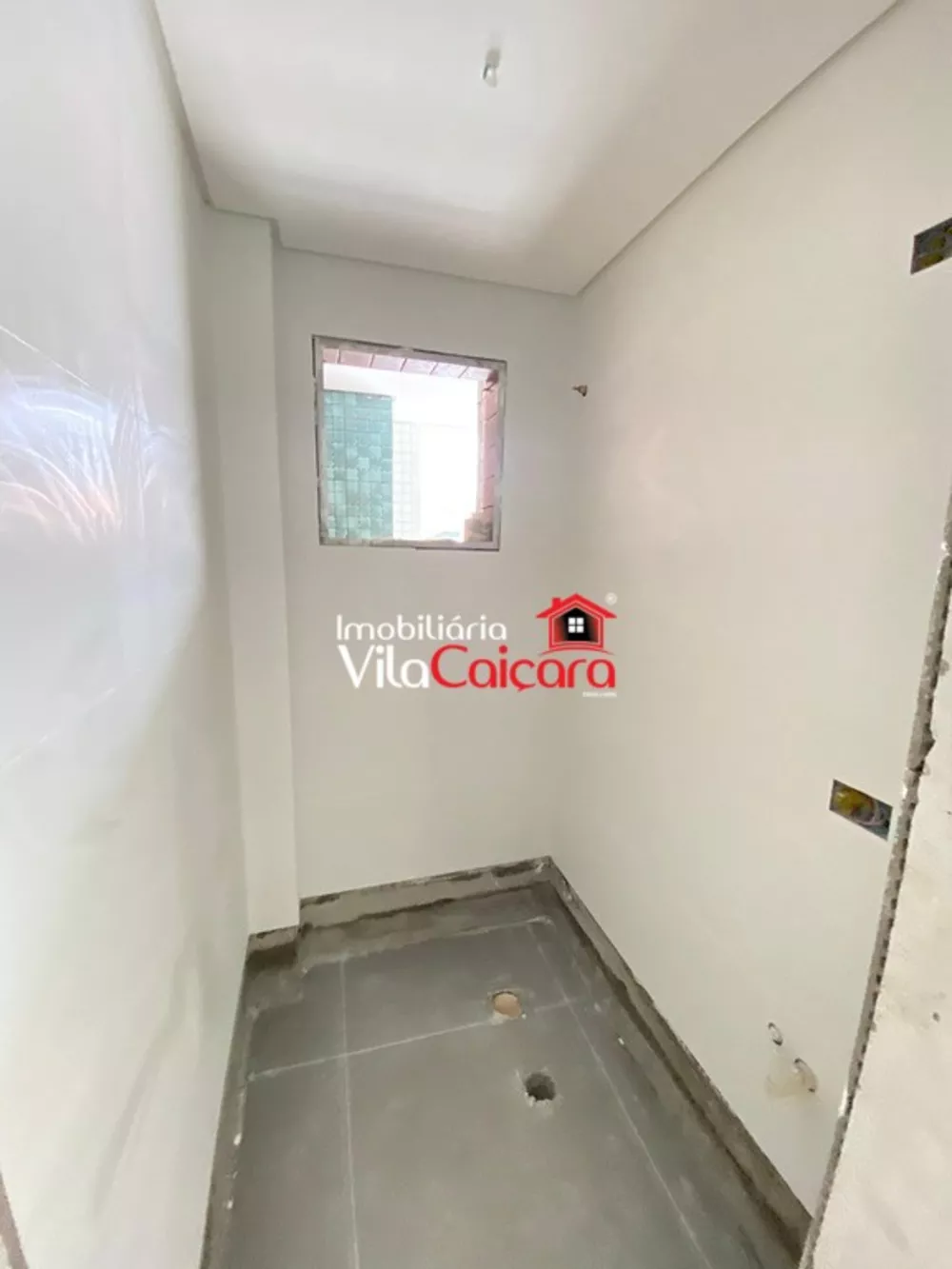 Casa à venda com 7 quartos, 336m² - Foto 1