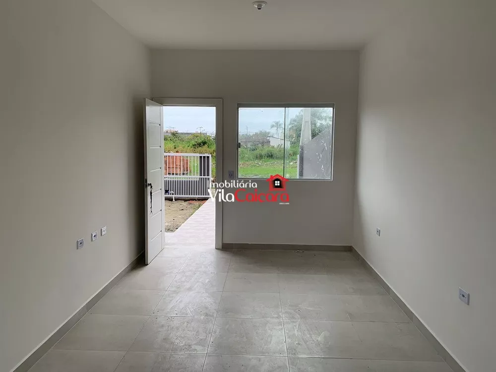 Casa à venda com 2 quartos, 63m² - Foto 8