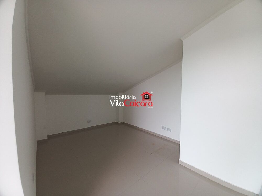 Sobrado à venda com 3 quartos, 96m² - Foto 4