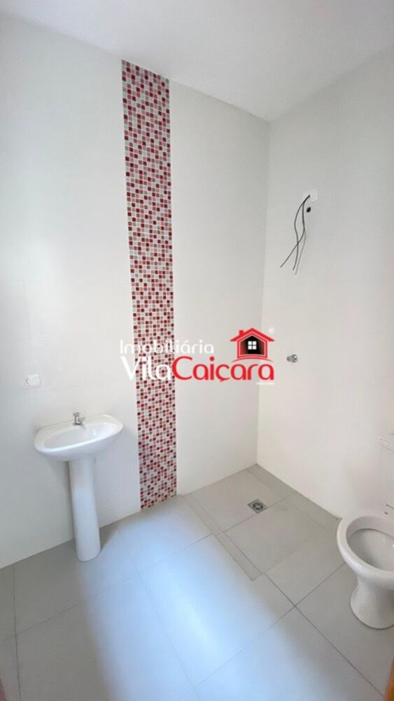 Casa à venda com 3 quartos, 81m² - Foto 3