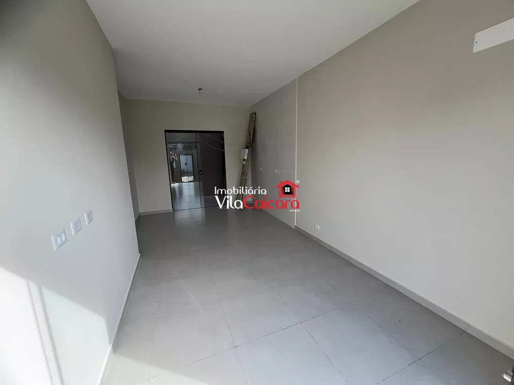 Casa à venda com 2 quartos, 45m² - Foto 4