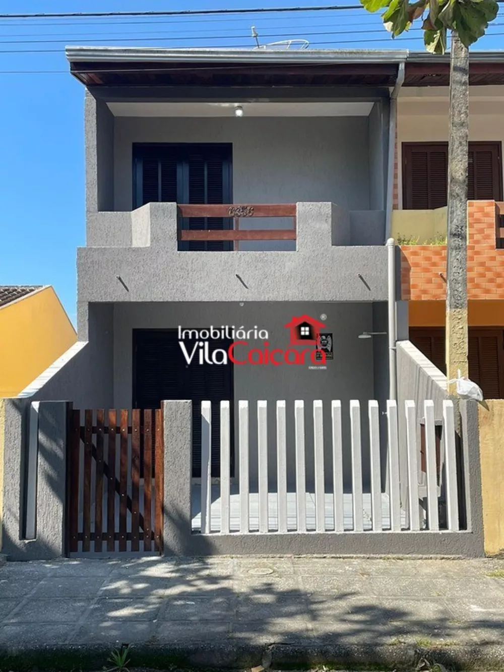 Casa à venda com 2 quartos, 48m² - Foto 1