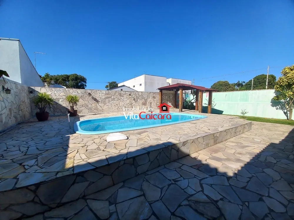 Casa, 3 quartos, 204 m² - Foto 4