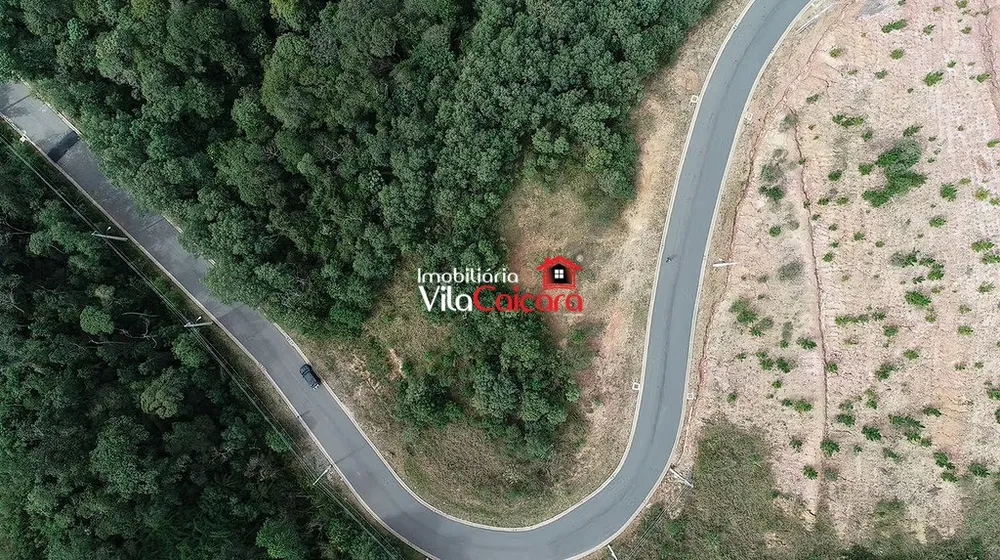 Terreno, 1365 m² - Foto 1