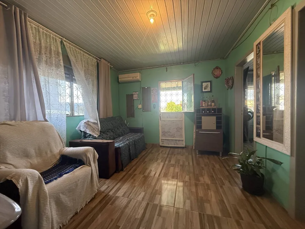 Casa, 5 quartos, 258 m² - Foto 1