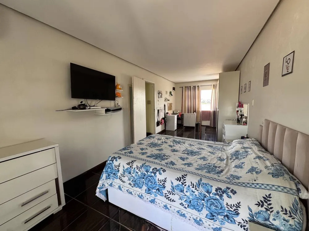 Casa, 4 quartos, 243 m² - Foto 11