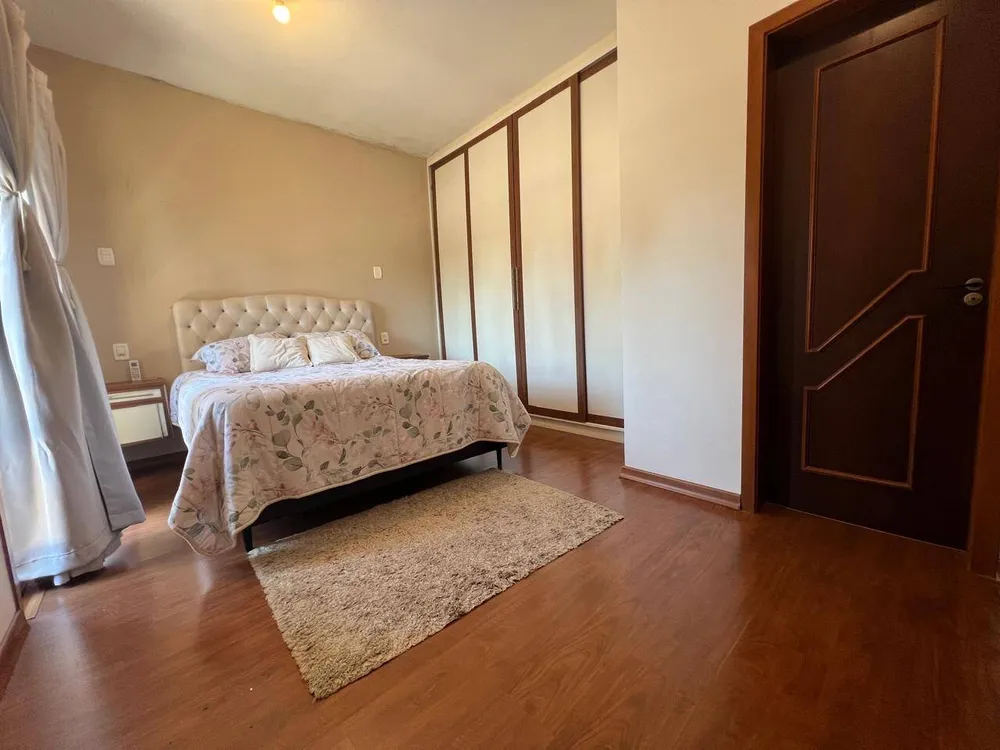 Casa, 4 quartos, 368 m² - Foto 3