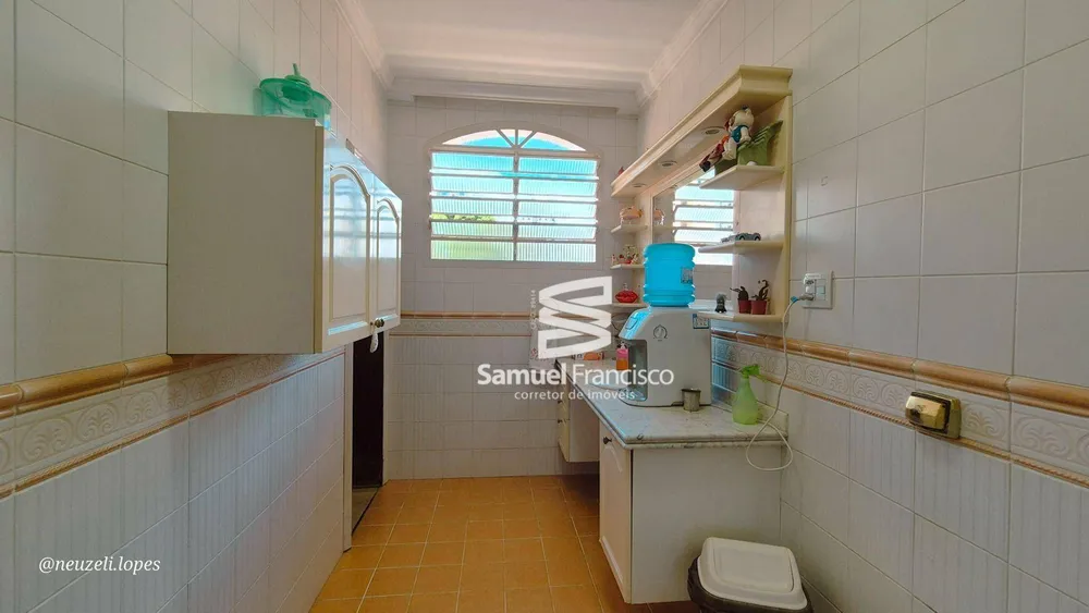 Casa, 3 quartos, 300 m² - Foto 8