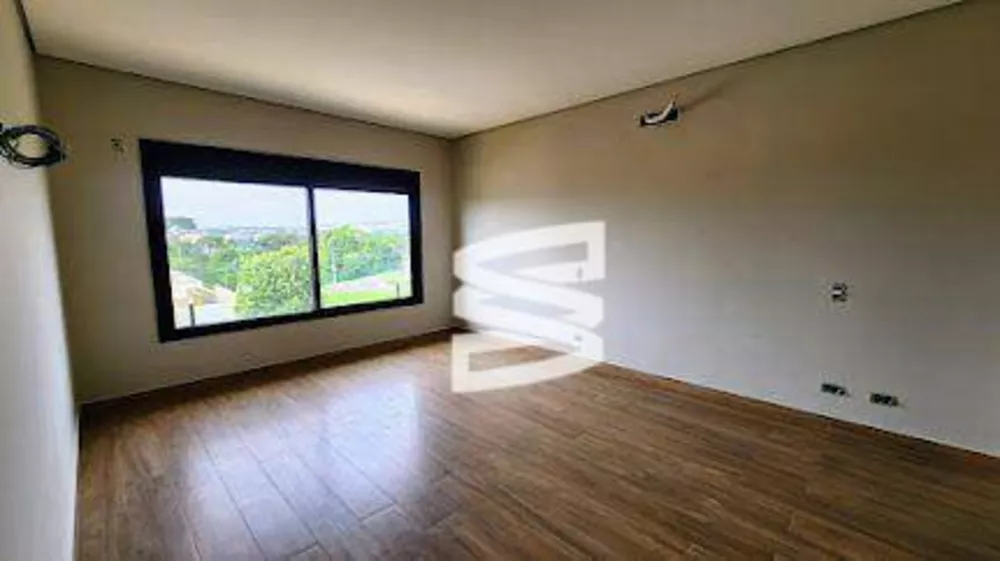 Casa de Condomínio à venda com 3 quartos, 245m² - Foto 2