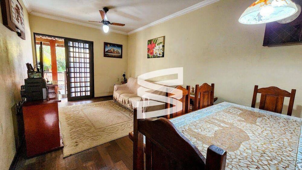 Casa, 3 quartos, 182 m² - Foto 3