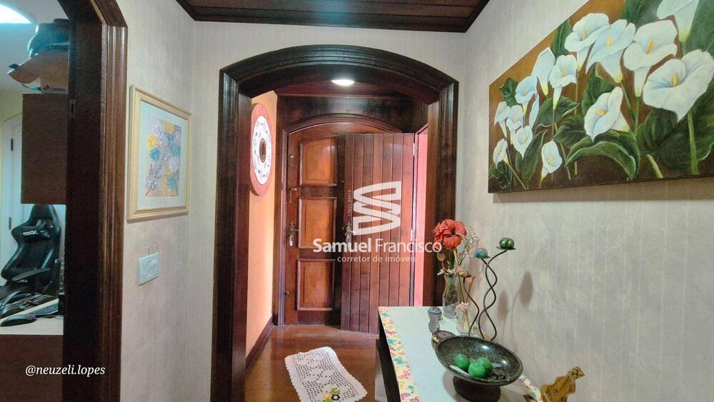 Casa, 3 quartos, 300 m² - Foto 1