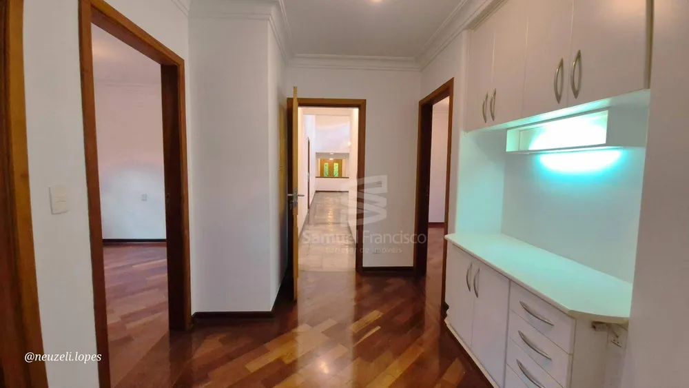 Casa, 3 quartos, 241 m² - Foto 7