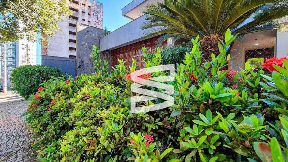 Casa, 3 quartos, 568 m² - Foto 1