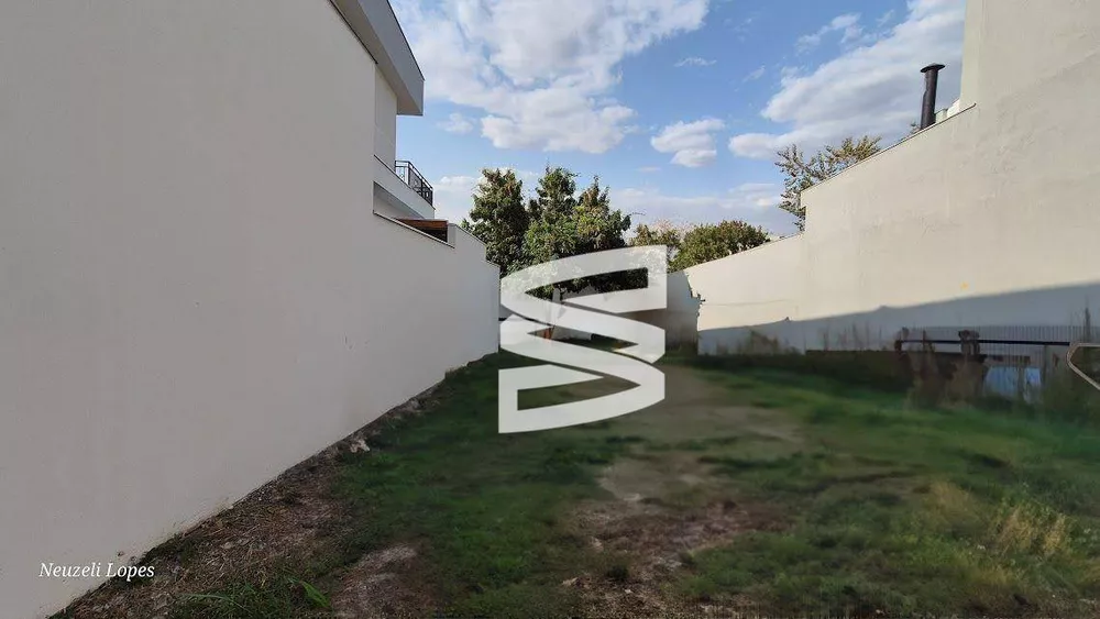Loteamento e Condomínio, 246 m² - Foto 1