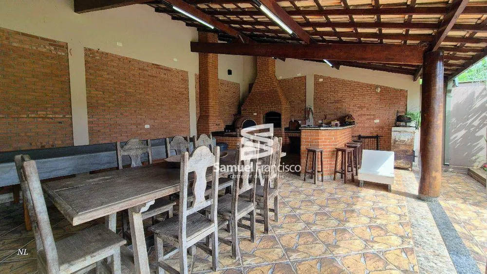 Chácara, 4 quartos, 1000 m² - Foto 1