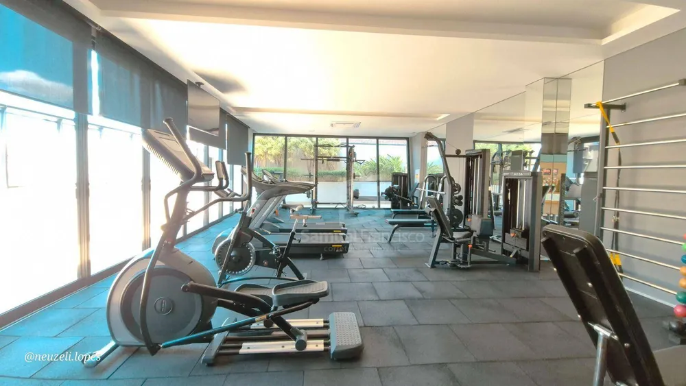 Apartamento, 3 quartos, 163 m² - Foto 2
