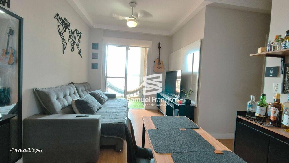 Apartamento à venda com 3 quartos, 68m² - Foto 2