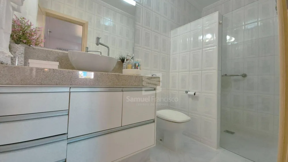 Casa, 3 quartos, 250 m² - Foto 8