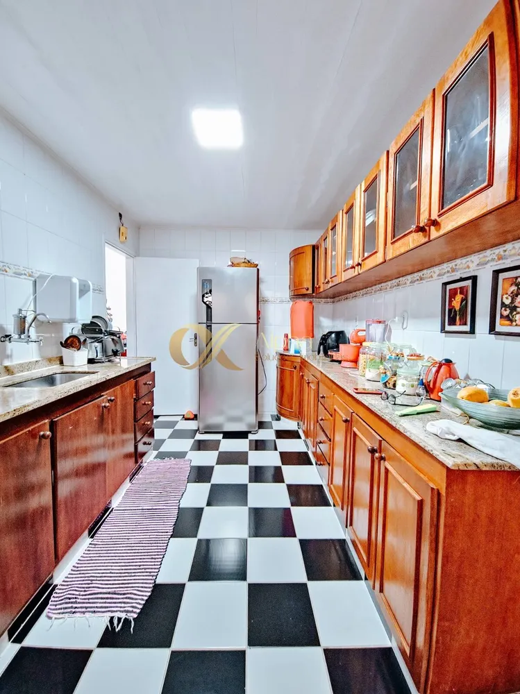 Casa, 5 quartos, 350 m² - Foto 2