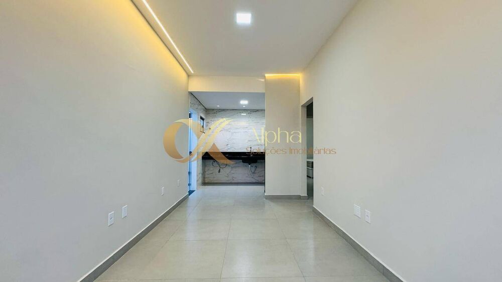 Casa à venda com 2 quartos, 60m² - Foto 9