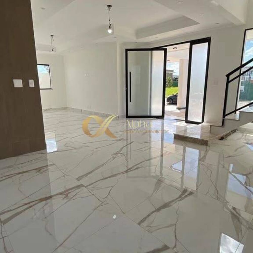 Casa de Condomínio à venda com 3 quartos, 195m² - Foto 2