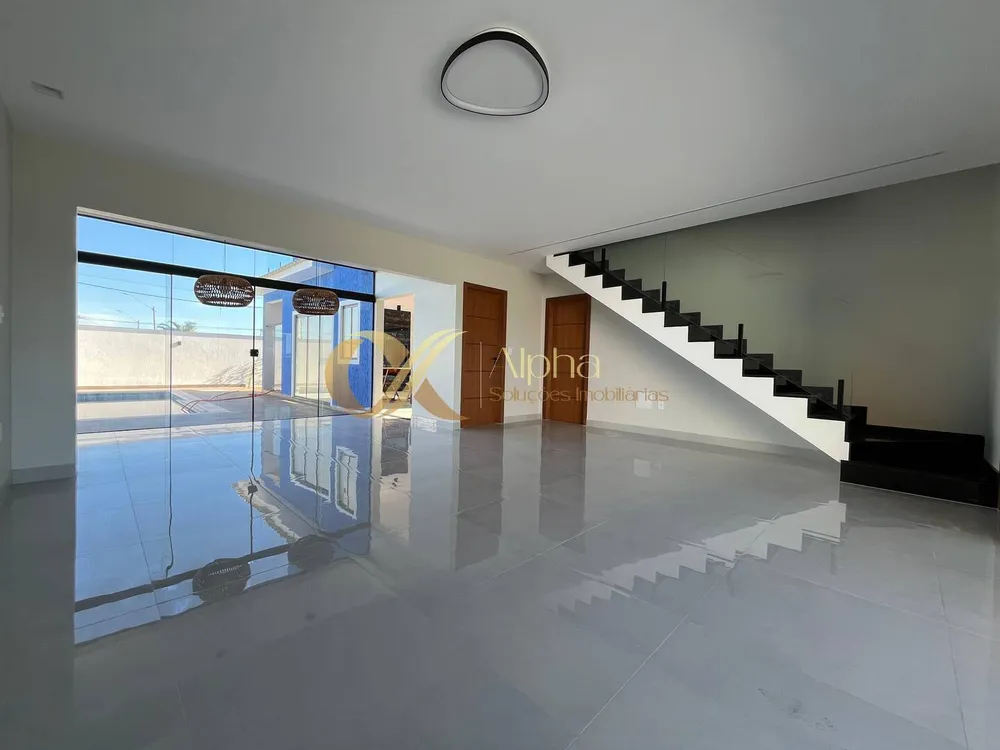 Casa, 4 quartos, 221 m² - Foto 2