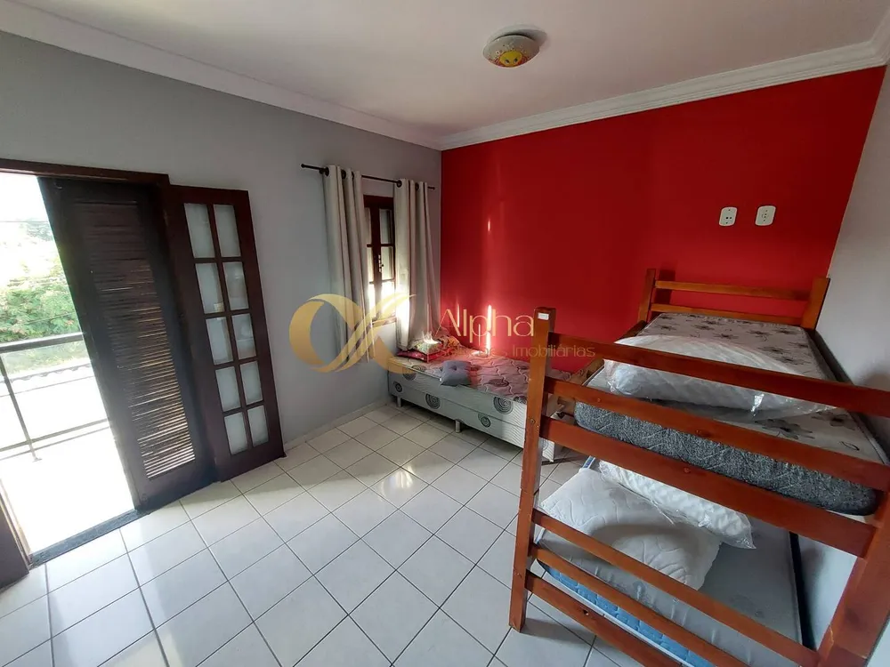 Casa, 5 quartos, 189 m² - Foto 1