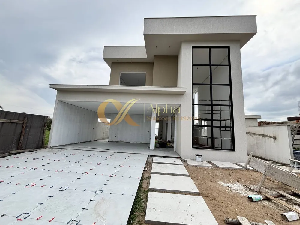 Casa, 4 quartos, 226 m² - Foto 1