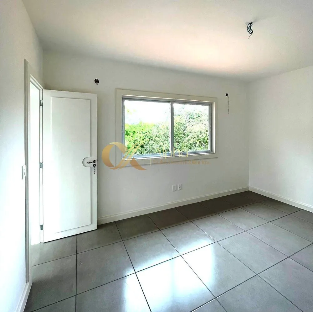 Casa, 4 quartos, 207 m² - Foto 3