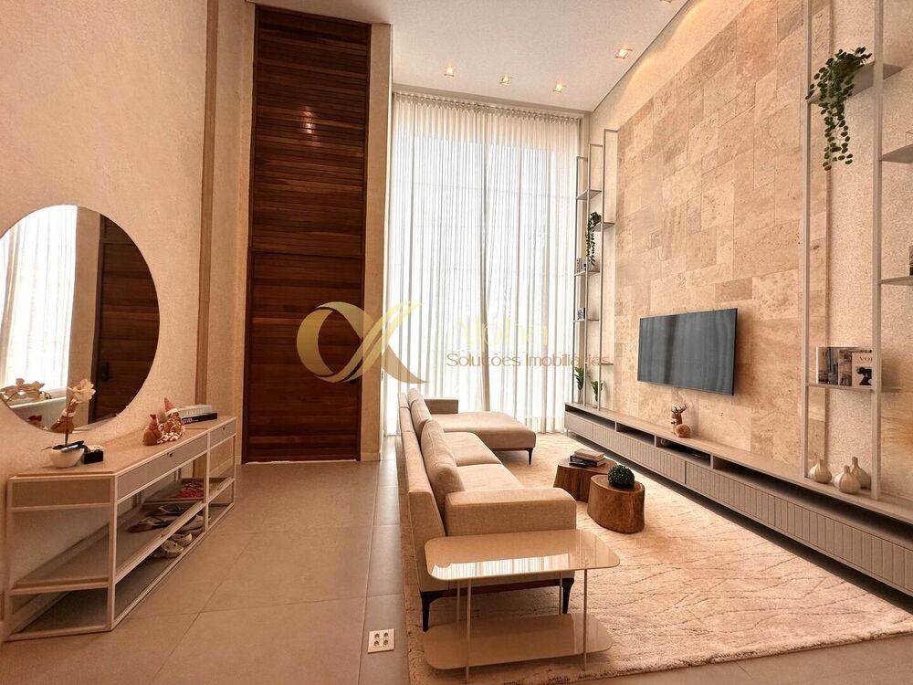 Casa à venda com 4 quartos, 310m² - Foto 1