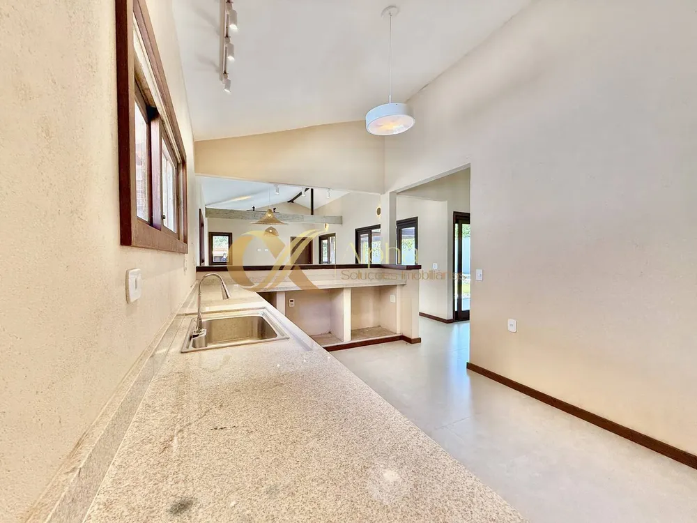 Casa, 4 quartos, 242 m² - Foto 17
