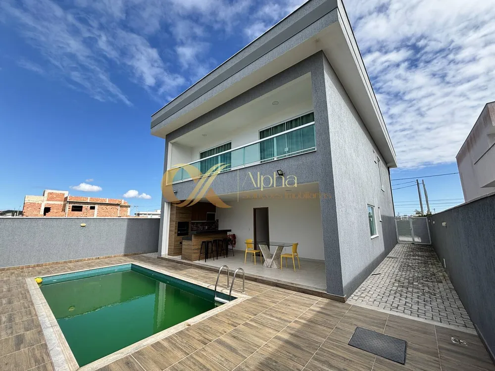 Casa, 4 quartos, 228 m² - Foto 1