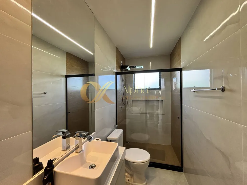Casa, 3 quartos, 215 m² - Foto 1