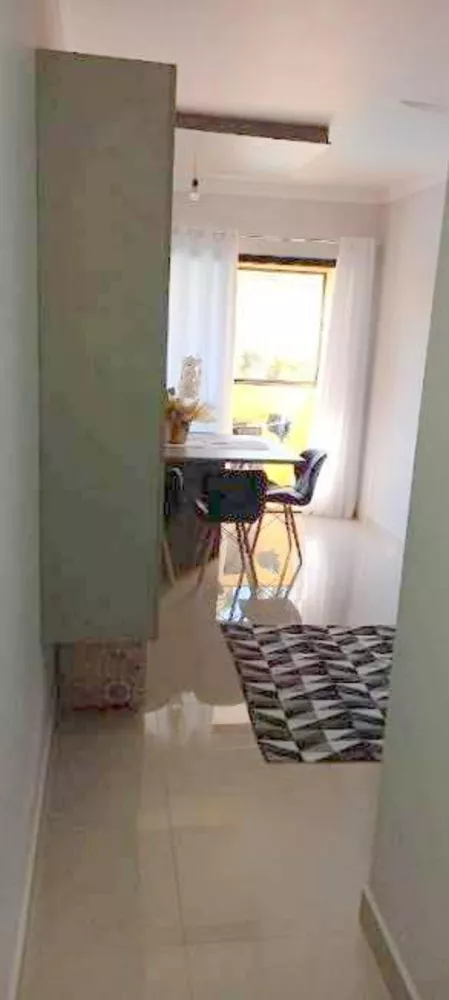 Apartamento à venda com 3 quartos, 63m² - Foto 2