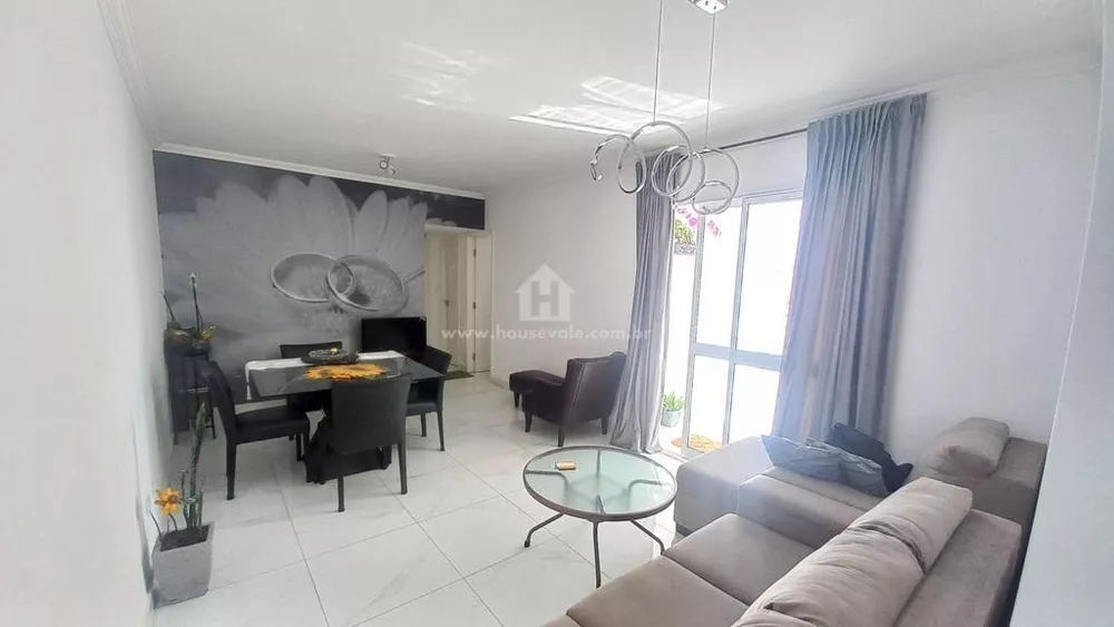 Apartamento à venda com 3 quartos, 95m² - Foto 1