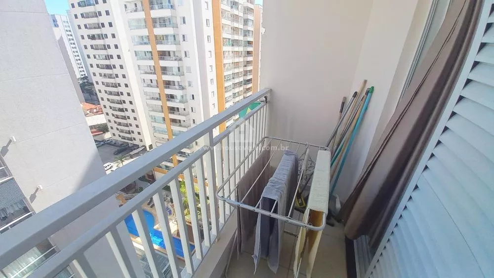 Apartamento à venda com 3 quartos, 95m² - Foto 2