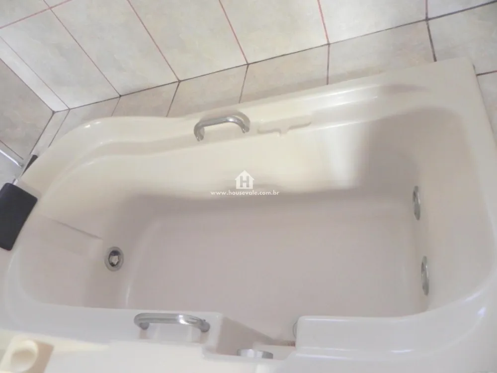 Chácara, 3 quartos, 2594 m² - Foto 7