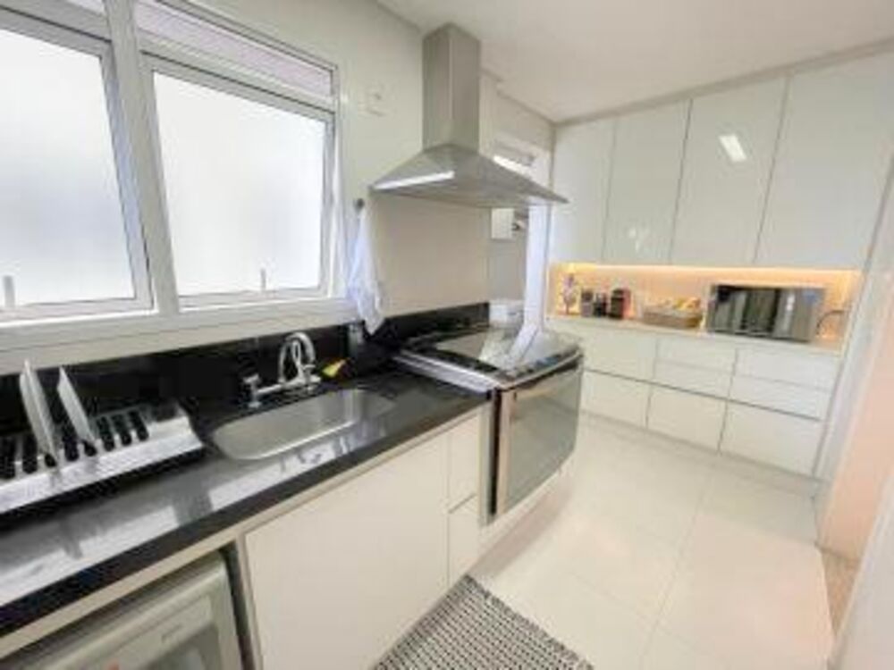 Apartamento à venda com 2 quartos, 125m² - Foto 7