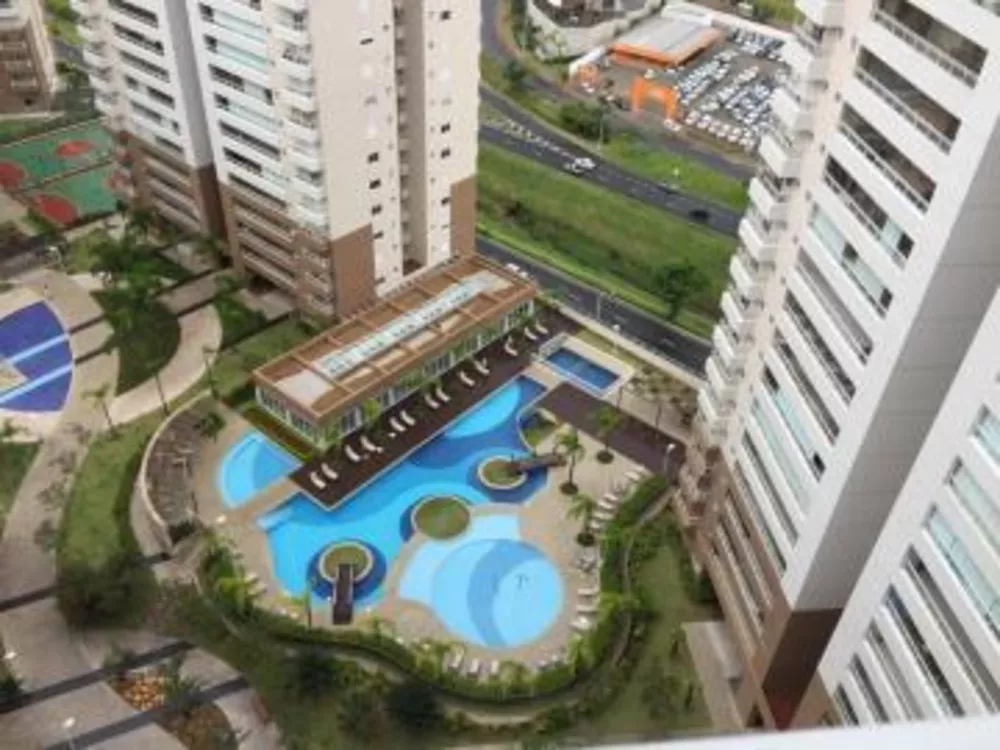 Apartamento à venda com 3 quartos, 147m² - Foto 1