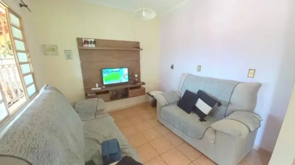 Chácara, 3 quartos, 2500 m² - Foto 9