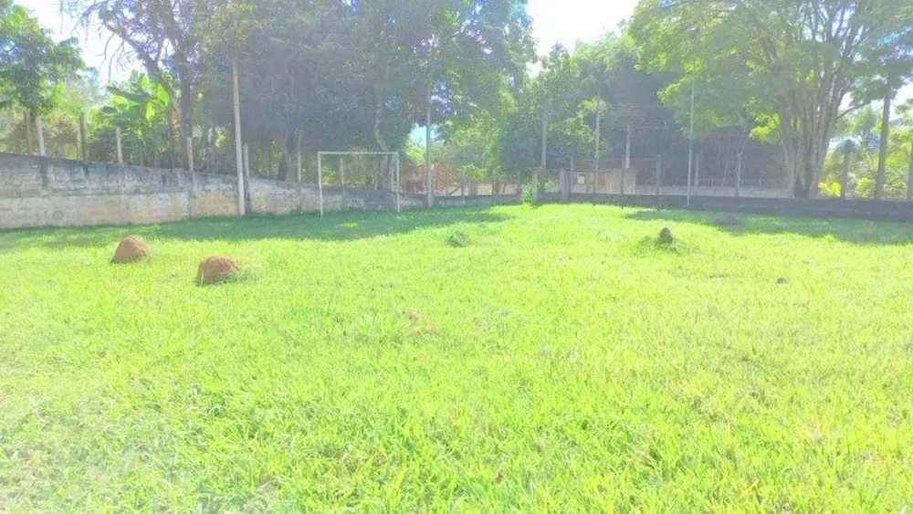 Chácara, 3 quartos, 2500 m² - Foto 1