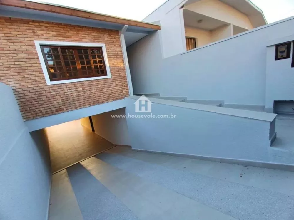 Casa à venda com 2 quartos, 130m² - Foto 3